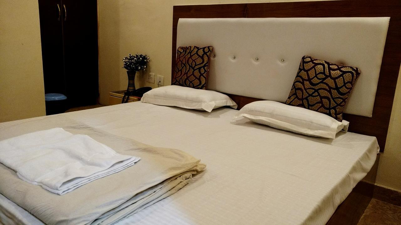 Hotel Rattans Regency Roorkee Exterior photo